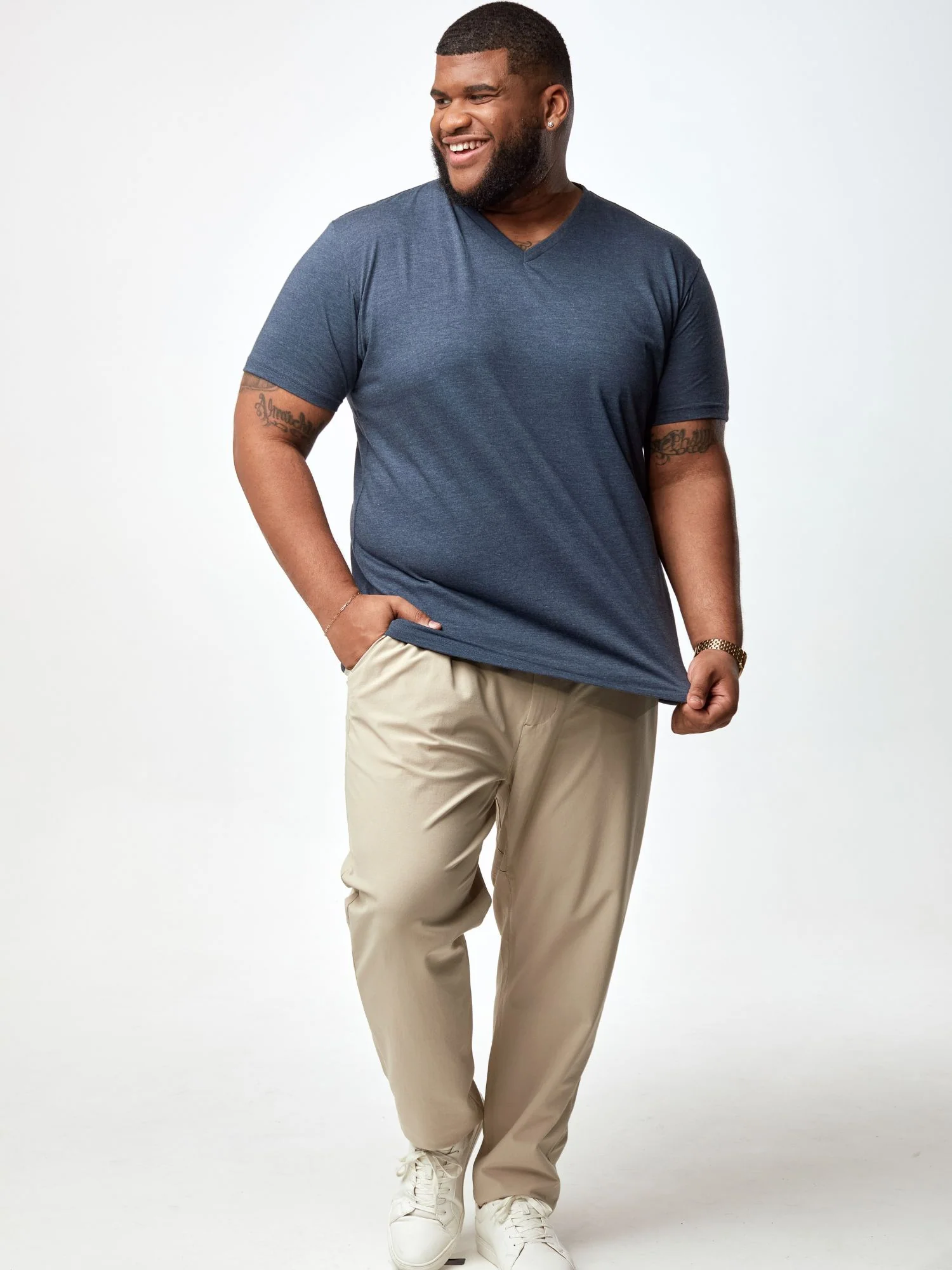 Navy V-Neck - Image 4