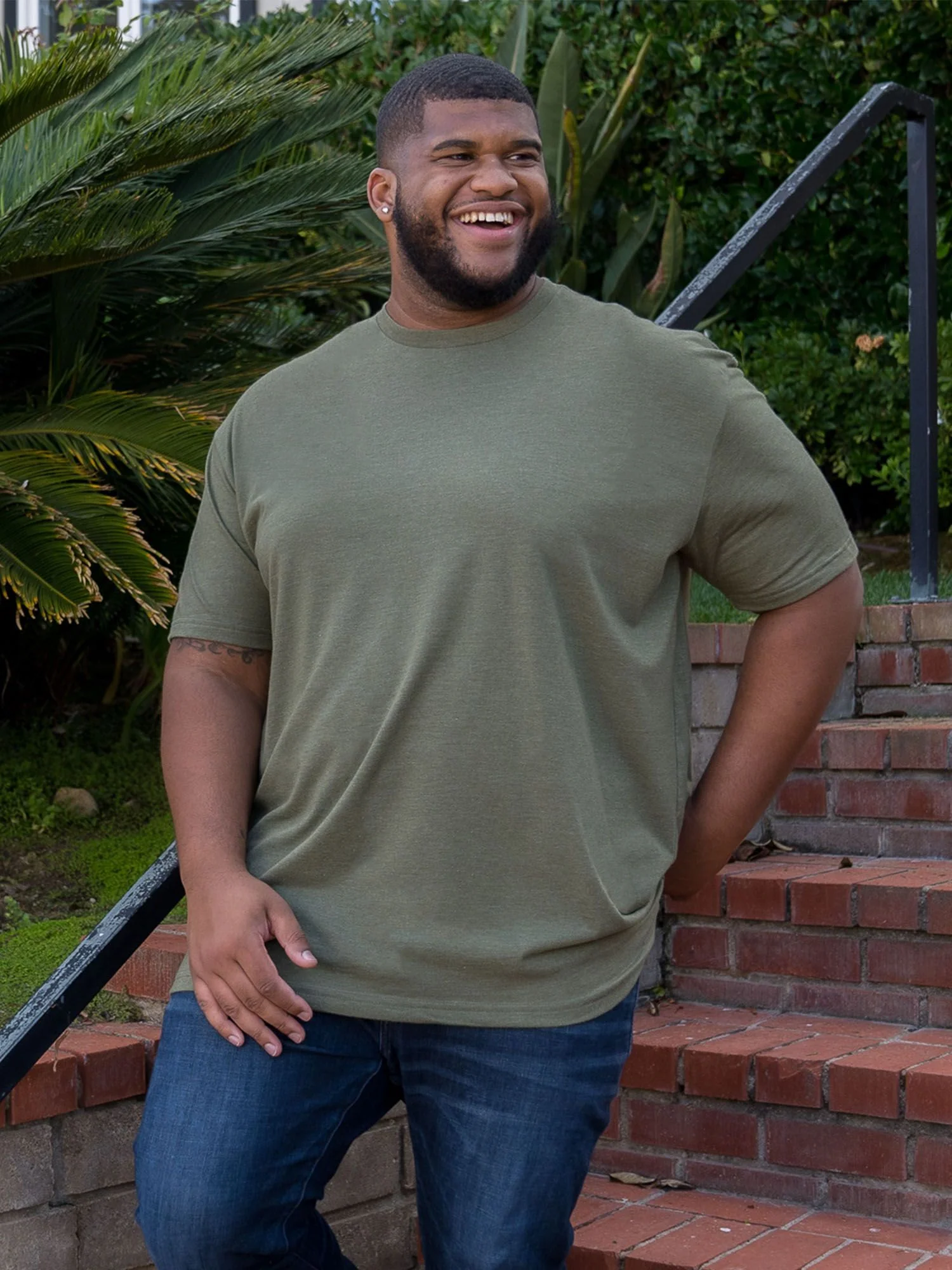 Saver's V-Neck 5-Pack FINAL SALE - Image 3